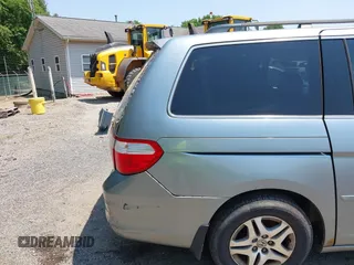 2007 Honda Odyssey EX-L с VIN 5FNRL38757B029782, выставлен на аукционе IAAI как лот 42467080 с пробегом 271 999 миль миль и . История ставок и продаж доступна на DreamBid. Изображение 14.
