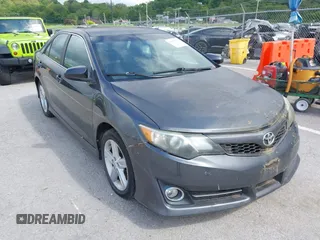 2012 Toyota Camry L with VIN 4T1BF1FK6CU046429, listed as a IAAI auction lot 42153837 with 211,610 mi miles. Bid and sale history available at carsss.com. Image 1.
