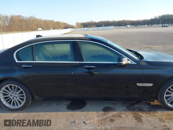 2013 BMW 7 Series 750Li xDrive with VIN WBAYF8C53DD140448, listed as a IAAI auction lot 41933840 with 119,013 mi miles. Bid and sale history available at carsss.com. Image 13.