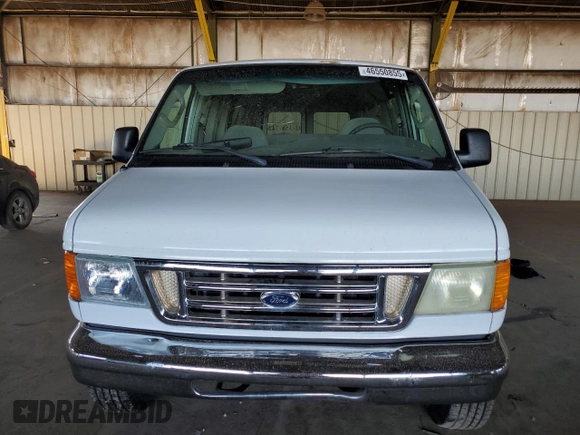 2006 Ford Econoline Passenger XL z VIN 1FBNE31L96HA15984, wystawiony jako Copart lot #46550855 z przebiegiem 242 736 mil mil oraz Czysty tytuł • Clean title. Historia ofert i sprzedaży dostępna na DreamBid. Obrazek 5.