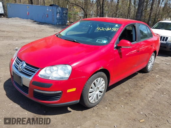 2010 Volkswagen Jetta Sedan S with VIN 3VWJZ7AJ0AM024143, listed as a IAAI auction lot 42082583 with 177,888 mi miles. Bid and sale history available at carsss.com. Image 2.