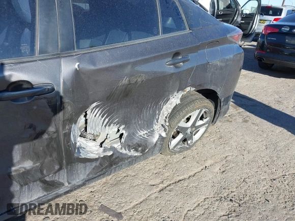 2017 Toyota Prius Two z VIN JTDKARFU4H3543978, wystawiony jako IAAI lot #41749905 z przebiegiem 105 151 mil mil oraz . Historia ofert i sprzedaży dostępna na DreamBid. Obrazek 6.