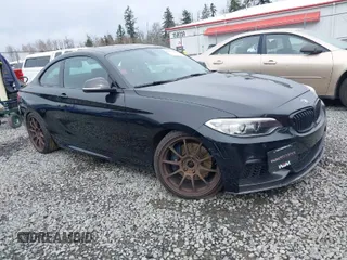2015 BMW 2 Series M235i with VIN WBA1J7C55FV358527, listed as a IAAI auction lot 41839031 with 81,900 mi miles and . Bid and sale history available at carsss.com. Image 1.