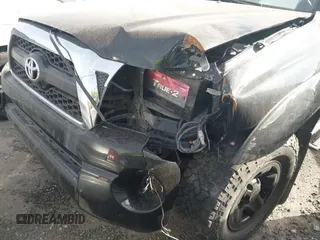 2011 Toyota Tacoma with VIN 5TFLU4EN4BX003524, listed as a IAAI auction lot 41357331 with 226,864 mi miles and . Bid and sale history available at carsss.com. Image 6.