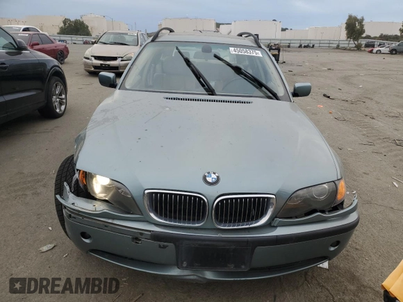 2003 BMW 3 Series 325i with VIN WBAEN33443PC12127, listed as a Copart auction lot 45058375 with 118,279 mi miles and Salvage Title. Bid and sale history available at carsss.com. Image 5.