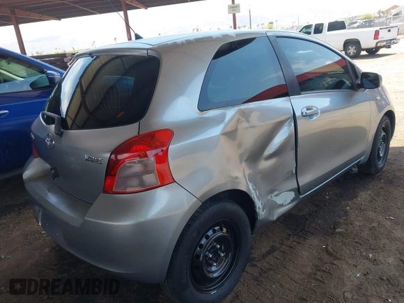 2008 Toyota Yaris with VIN JTDJT923185194768, listed as a IAAI auction lot 42192005 with 250,002 mi miles and . Bid and sale history available at DreamBid. Image 4.