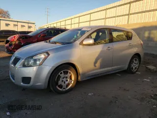 2009 Pontiac Vibe w/1SB with VIN 5Y2SL67059Z406700, listed as a Copart auction lot 85322844 with 202,683 mi miles and Clean Title. Bid and sale history available at carsss.com. Image 1.