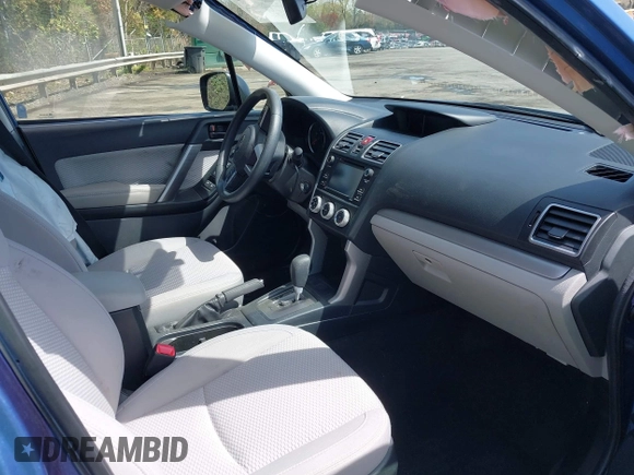 2018 Subaru Forester z VIN JF2SJABC9JH525596, wystawiony jako IAAI lot #41941424 z przebiegiem 32 622 mil mil oraz . Historia ofert i sprzedaży dostępna na DreamBid. Obrazek 5.