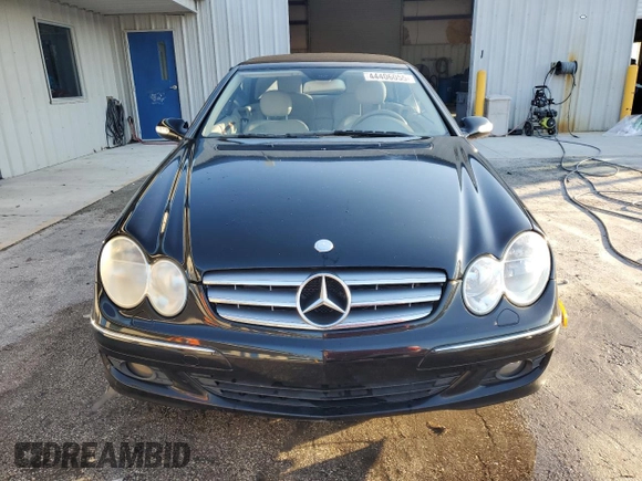 2009 Mercedes-Benz CLK 350 with VIN WDBTK56F19T103518, listed as a Copart auction lot 44406055 with 145,634 mi miles and Salvage title. Bid and sale history available at DreamBid. Image 5.