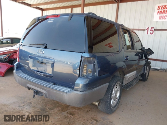 2003 Ford Expedition Special Service z VIN 1FMRU15W43LB96134, wystawiony jako IAAI lot #42533985 z przebiegiem 254 509 mil mil oraz . Historia ofert i sprzedaży dostępna na DreamBid. Obrazek 4.