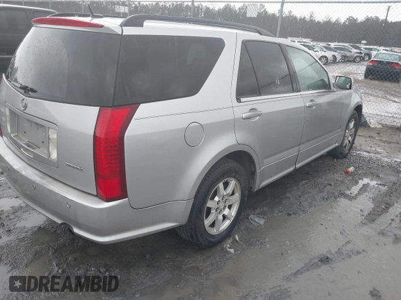 2006 Cadillac SRX z VIN 1GYEE637960184635, wystawiony jako IAAI lot #41724397 z przebiegiem 284 895 mil mil oraz . Historia ofert i sprzedaży dostępna na DreamBid. Obrazek 4.