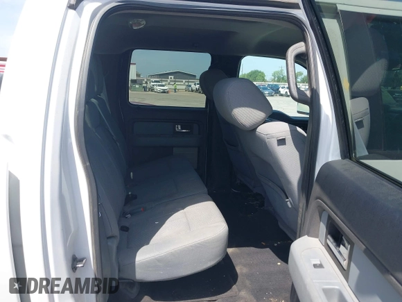 2012 Ford F-150 XL z VIN 1FTFW1EF8CFA21675, wystawiony jako IAAI lot #42772906 z przebiegiem 285 742 mil mil oraz . Historia ofert i sprzedaży dostępna na DreamBid. Obrazek 8.