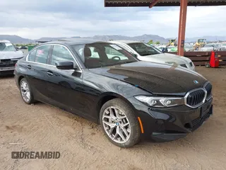 2025 BMW 3 Series 330i with VIN 3MW69CW03S8F06131, listed as a IAAI auction lot 42772628 with 16,765 mi miles and . Bid and sale history available at DreamBid. Image 1.