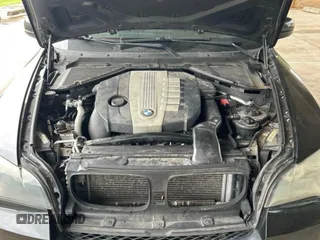 2009 BMW X5 35d z VIN 5UXFF03569LJ96648, wystawiony jako Copart lot #56781555 z przebiegiem 171 787 mil mil oraz Czysty tytuł • Clean title. Historia ofert i sprzedaży dostępna na DreamBid. Obrazek 7.