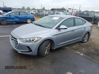2017 Hyundai Elantra Limited z VIN 5NPD84LF6HH110163, wystawiony jako IAAI lot #41978553 z przebiegiem 195 760 mil mil oraz . Historia ofert i sprzedaży dostępna na DreamBid. Obrazek 17.