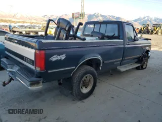 1993 Ford F-250 with VIN 2FTHF26G0PCB45950, listed as a Copart auction lot 81768714 with 0 mi miles and Salvage Title. Bid and sale history available at carsss.com. Image 3.