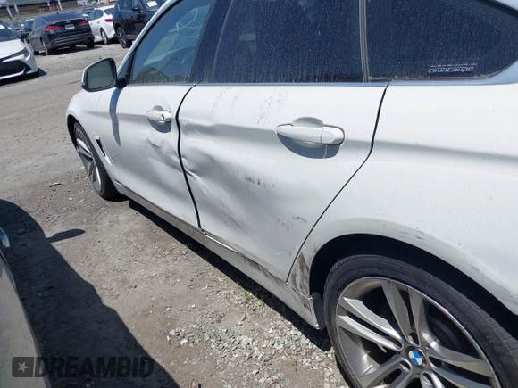2017 BMW 4 Series 430i with VIN WBA4F7C33HG789033, listed as a IAAI auction lot 41286626 with 120,917 mi miles and . Bid and sale history available at DreamBid. Image 15.