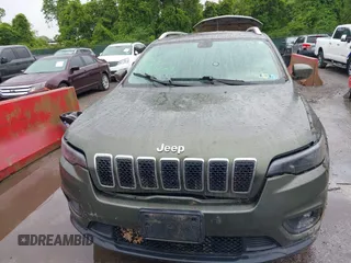 2019 Jeep Cherokee Latitude Plus with VIN 1C4PJMLB0KD169415, listed as a IAAI auction lot 42284888 with Not provided miles and . Bid and sale history available at DreamBid. Image 11.