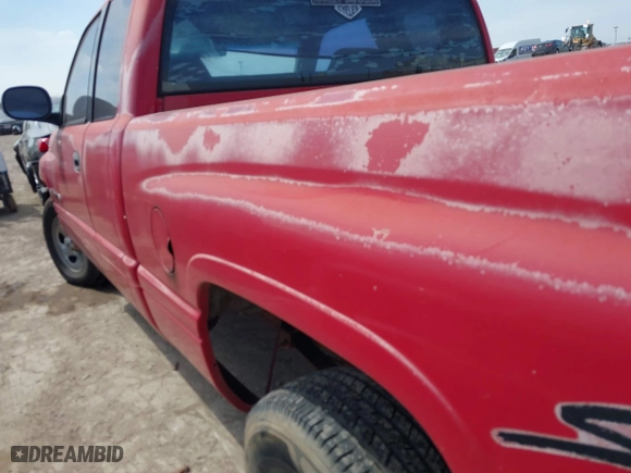 1998 Dodge Ram 1500 with VIN 3B7HC13Z3WG233093, listed as a IAAI auction lot 41526254 with 260,000 mi miles. Bid and sale history available at carsss.com. Image 16.
