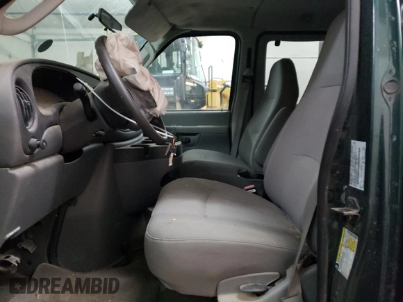 2007 Ford Econoline Passenger XL with VIN 1FMNE11W17DA78513, listed as a Copart auction lot 81362493 with Not provided miles and Non repairable. Bid and sale history available at DreamBid. Image 7.