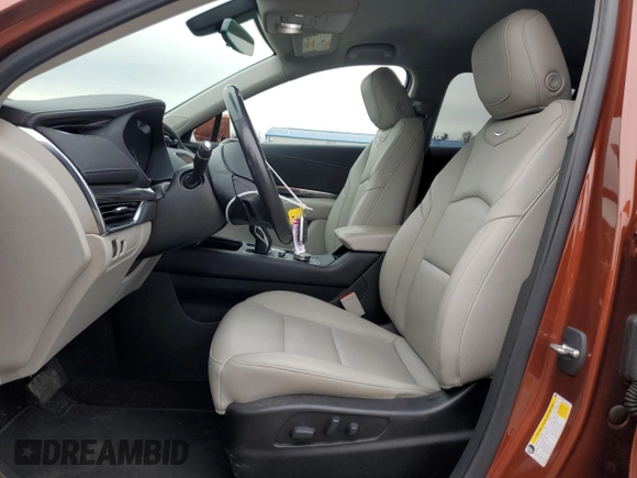 2019 Cadillac XT4 AWD Luxury with VIN 1GYFZBR42KF157525, listed as a Copart auction lot 85779424 with 19,982 mi miles and Salvage Title. Bid and sale history available at carsss.com. Image 7.