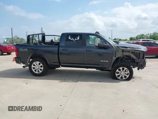 2020 Ram 2500 Laramie with VIN 3C6UR5FL7LG192773, listed as a IAAI auction lot 42067084 with 258,018 mi miles and . Bid and sale history available at DreamBid. Image 13.