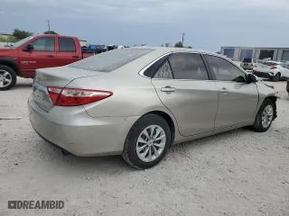 2015 Toyota Camry XLE with VIN 4T4BF1FK5FR511275, listed as a Copart auction lot 63554334 with NaN miles and Salvage Title. Bid and sale history available at carsss.com. Image 3.