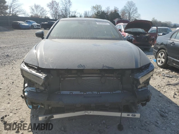 2025 Toyota Crown XLE z VIN JTDAAAAF1S3030863, wystawiony jako Copart lot #50586385 z przebiegiem 21 445 mil mil oraz Szkoda całkowita • Salvage title. Historia ofert i sprzedaży dostępna na DreamBid. Obrazek 5.