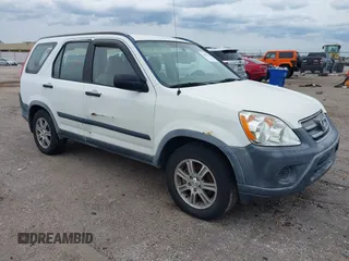 2006 Honda CR-V LX with VIN JHLRD78546C038040, listed as a IAAI auction lot 42196762 with 339,498 mi miles and . Bid and sale history available at carsss.com. Image 1.
