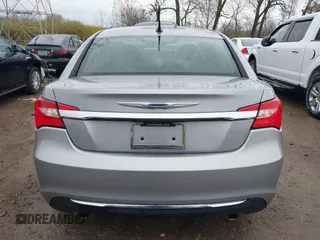 2014 Chrysler 200 LX with VIN 1C3CCBAG6EN171152, listed as a IAAI auction lot 40937790 with 141,865 mi miles. Bid and sale history available at carsss.com. Image 16.