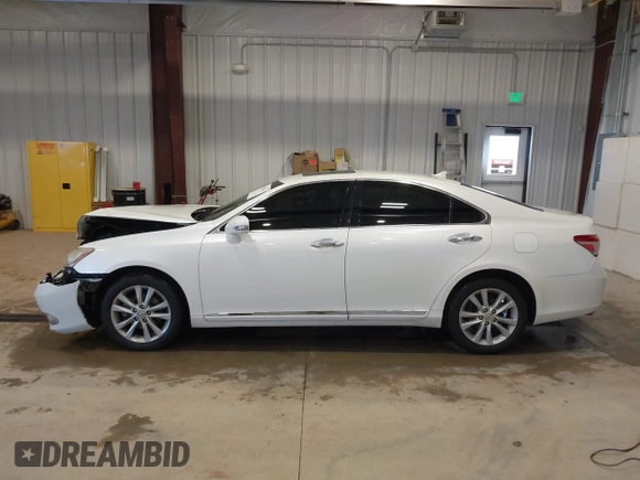 2010 Lexus ES 330 with VIN JTHBK1EGXA2362209, listed as a IAAI auction lot 41327075 with 142,452 mi miles and . Bid and sale history available at DreamBid. Image 14.