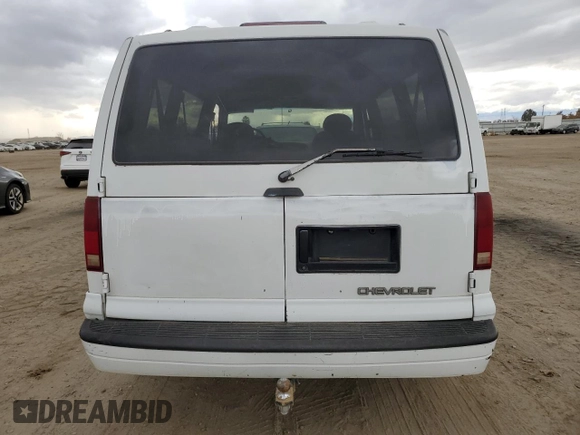 1997 Chevrolet Astro with VIN 1GNDM19W2VB127872, listed as a Copart auction lot 81620483 with 203,162 mi miles and Salvage Title. Bid and sale history available at carsss.com. Image 6.