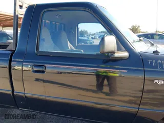 1998 Ford Ranger XL with VIN 1FTYR10C1WPB40423, listed as a IAAI auction lot 41621407 with 122,656 mi miles. Bid and sale history available at carsss.com. Image 13.