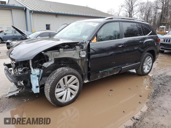 2021 Volkswagen Atlas SEL with VIN 1V2BR2CA0MC592033, listed as a Copart auction lot 82707984 with 59,157 mi miles and Salvage title. Bid and sale history available at DreamBid. Image 1.