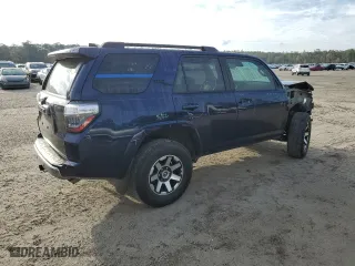 2022 Toyota 4Runner TRD Off Road Premium with VIN JTERU5JR7N5973940, listed as a Copart auction lot 47182574 with 47,105 mi miles and Salvage Title. Bid and sale history available at carsss.com. Image 3.