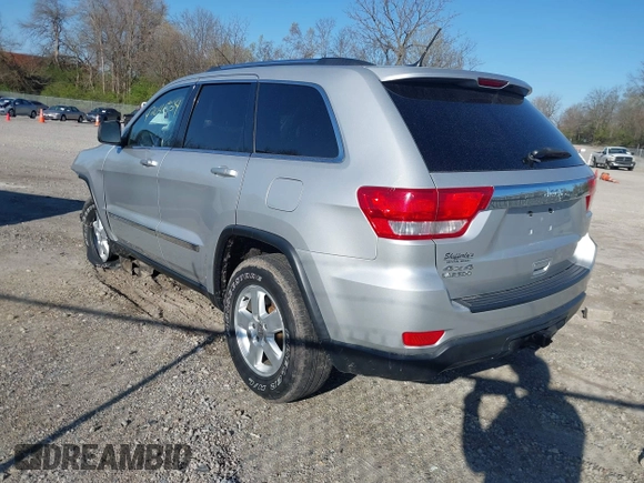 2013 Jeep Grand Cherokee Laredo with VIN 1C4RJFAG3DC586667, listed as a IAAI auction lot 42041524 with 100,635 mi miles. Bid and sale history available at carsss.com. Image 3.