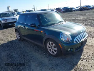 2008 MINI Hardtop with VIN WMWMF33518TT64881, listed as a IAAI auction lot 41692875 with 152,380 mi miles and . Bid and sale history available at DreamBid. Image 1.