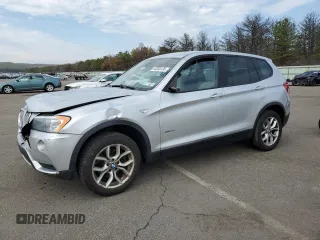 2013 BMW X3 xDrive28i with VIN 5UXWX9C5XD0A30504, listed as a Copart auction lot 53200135 with 52,252 mi miles and Salvage Title. Bid and sale history available at DreamBid. Image 1.