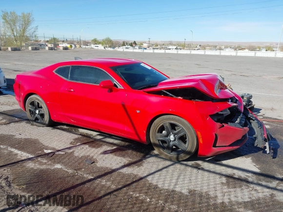 2020 Chevrolet Camaro 1LS z VIN 1G1FB1RX2L0122611, wystawiony jako IAAI lot #41835572 z przebiegiem 111 175 mil mil oraz . Historia ofert i sprzedaży dostępna na DreamBid. Obrazek 13.