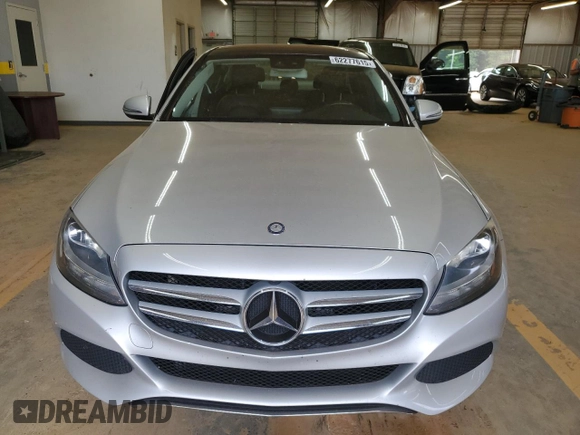 2016 Mercedes-Benz C 300 Luxury с VIN 55SWF4KB3GU138219, выставлен на аукционе Copart как лот 62277615 с пробегом 130 761 миль миль и Списание • Salvage title. История ставок и продаж доступна на DreamBid. Изображение 5.