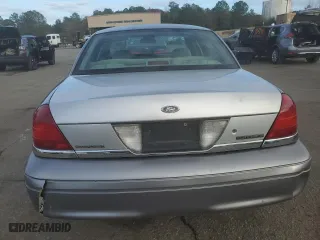 2006 Ford Crown Victoria LX with VIN 2FAHP74V46X115424, listed as a Copart auction lot 84219954 with 226,239 mi miles and Salvage Title. Bid and sale history available at carsss.com. Image 6.
