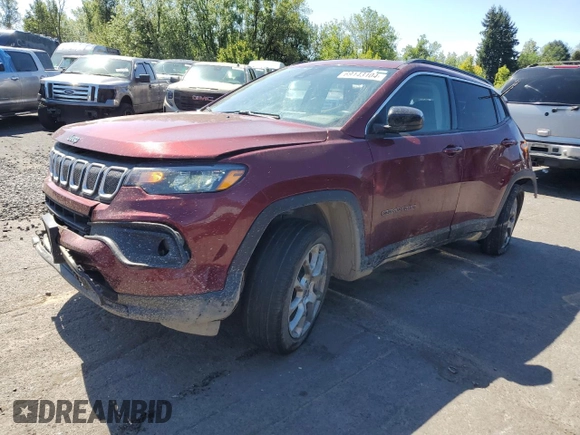 2022 Jeep Compass Latitude Lux z VIN 3C4NJDFB8NT157868, wystawiony jako Copart lot #69143104 z przebiegiem 46 406 mil mil oraz Szkoda całkowita • Salvage title. Historia ofert i sprzedaży dostępna na DreamBid. Obrazek 1.
