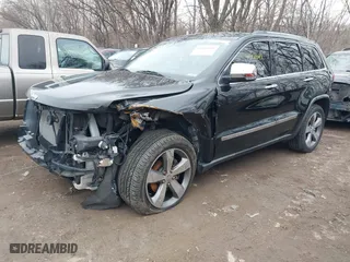 2011 Jeep Grand Cherokee Limited with VIN 1J4RR5GG1BC522483, listed as a IAAI auction lot 41551692 with 186,339 mi miles. Bid and sale history available at carsss.com. Image 2.