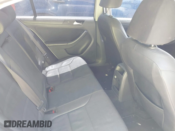 2011 Volkswagen Jetta SE с VIN 3VWDZ7AJ7BM322073, выставлен на аукционе IAAI как лот 42132111 с пробегом 195 236 миль миль и . История ставок и продаж доступна на DreamBid. Изображение 8.