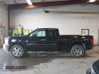 2013 Chevrolet Silverado 1500 with VIN 1GCRKSE27DZ346393, listed as a IAAI auction lot 41726306 with 73,033 mi miles and . Bid and sale history available at DreamBid. Image 14.