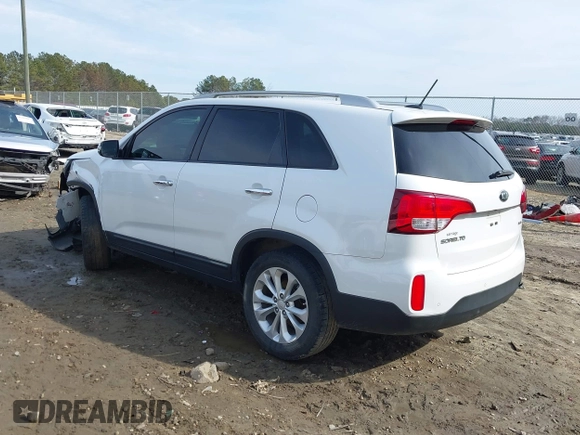 2015 Kia Sorento EX with VIN 5XYKU4A7XFG638114, listed as a IAAI auction lot 41429929 with 160,891 mi miles. Bid and sale history available at carsss.com. Image 3.