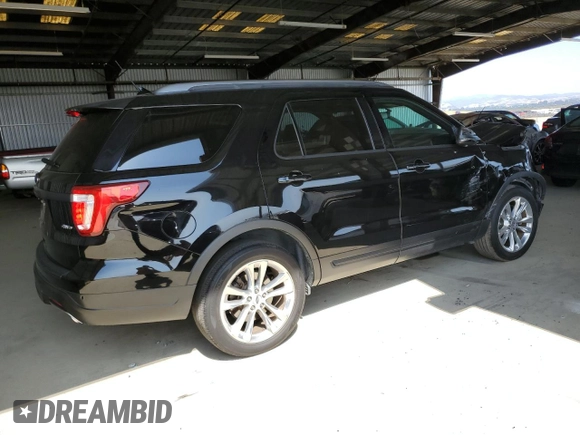 2018 Ford Explorer XLT with VIN 1FM5K8D88JGA56464, listed as a Copart auction lot 61979675 with 63,465 mi miles and Salvage title. Bid and sale history available at DreamBid. Image 3.