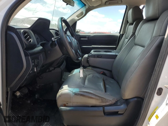 2017 Toyota Tundra SR with VIN 5TFRM5F10HX118030, listed as a Copart auction lot 56358525 with 156,315 mi miles and Clean title. Bid and sale history available at DreamBid. Image 7.