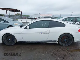 2008 BMW 6 Series 650i with VIN WBAEA53568CV90834, listed as a IAAI auction lot 41797237 with 223,614 mi miles. Bid and sale history available at carsss.com. Image 14.