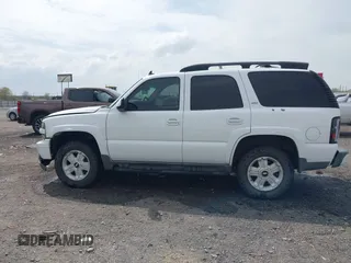 2006 Chevrolet Tahoe Z71 with VIN 1GNEK13T76R166684, listed as a IAAI auction lot 41898163 with 278,042 mi miles. Bid and sale history available at carsss.com. Image 14.